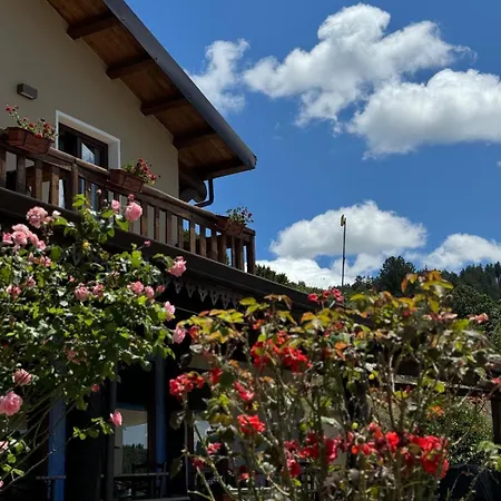 Bed & Breakfast Is Cubas 3*