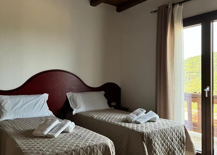 فندق مبيت وإفطار Is Cubas