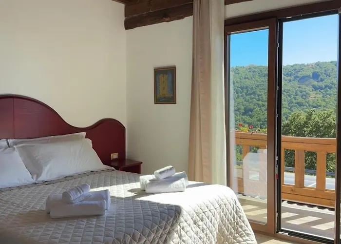 فندق مبيت وإفطار Is Cubas