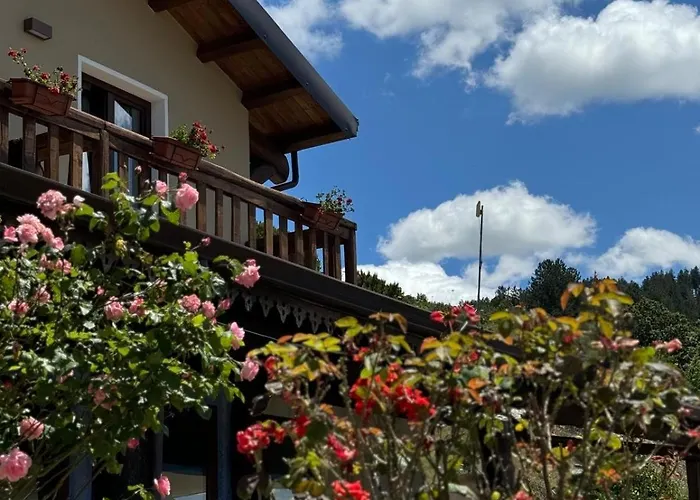 فندق مبيت وإفطار Is Cubas 3*