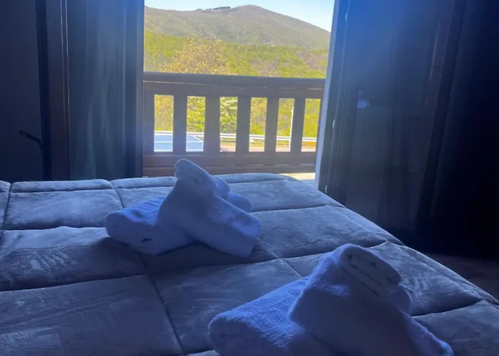 Is Cubas فندق مبيت وإفطار Desulo